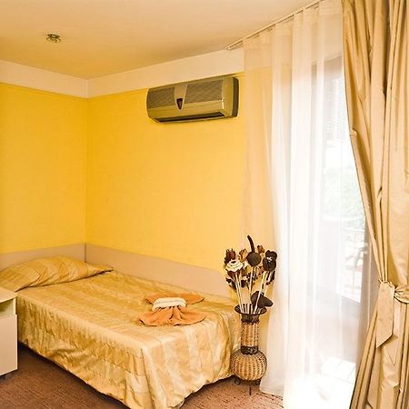 Apart & Rooms Fotinov Burgas City Exterior foto